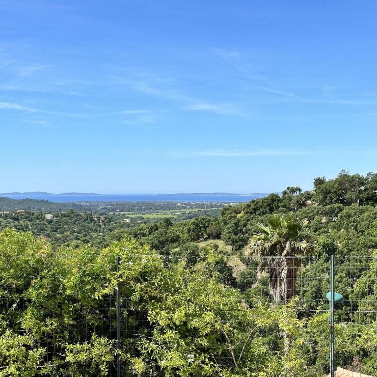 La Vigie, villa pour 8 personnes avec piscine chauffée et vue mer à La Londe-Les-Maures - Ferienhaus - 19
