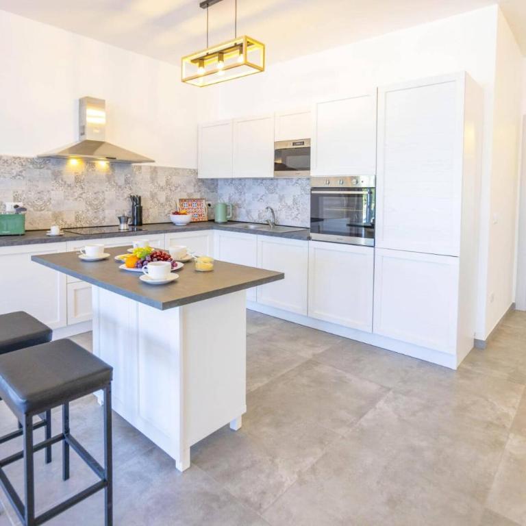 Villa Ficos by Villa Plus - Villa - 7