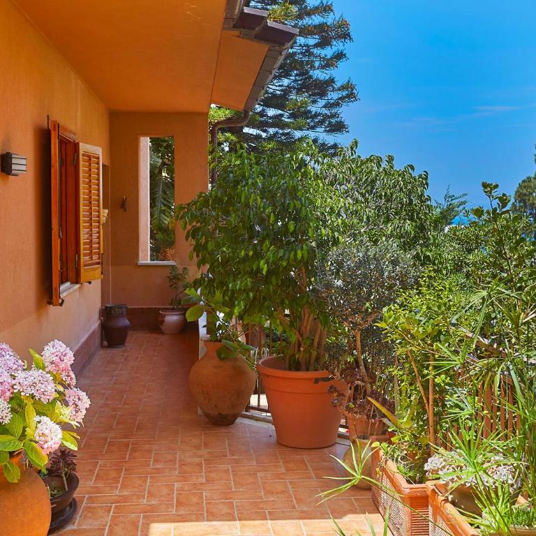 Villa nel verde sul mare, Mondello, Palermo - Villa with Sea View - 8
