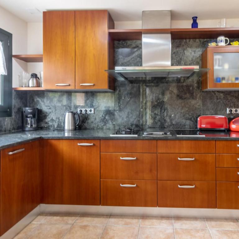 Ca La Iaia – Casa con piscina y jardín - Casa - 20