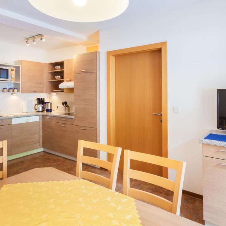 Amtshaus - Apartment mit 2 Schlafzimmern und Bergblick - 4