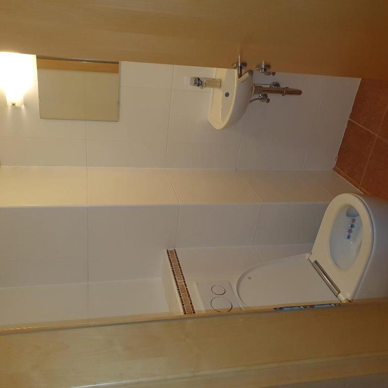 Amtshaus - Apartment mit 4 Schlafzimmern und einem Balkon - 2