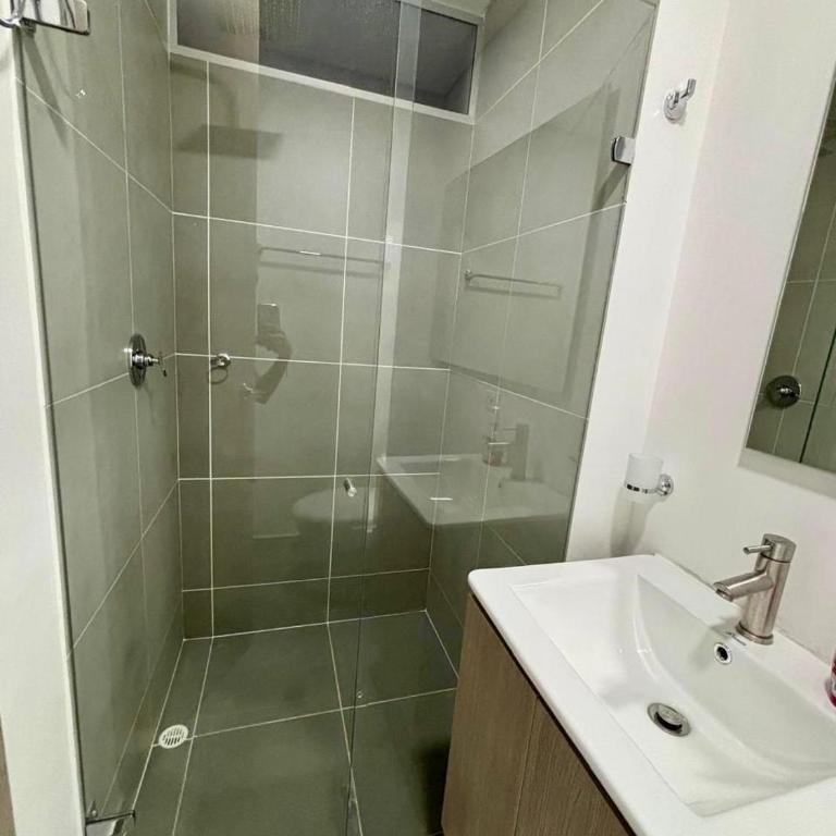 Moderno Apartamento en Sabaneta - Apartamento de 1 dormitorio con balcón - 20
