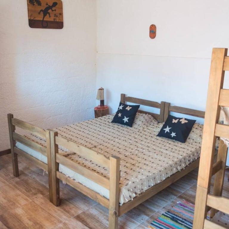 Las Palmas Beach Hostel - Quadruple Room with Shared Bathroom - 2
