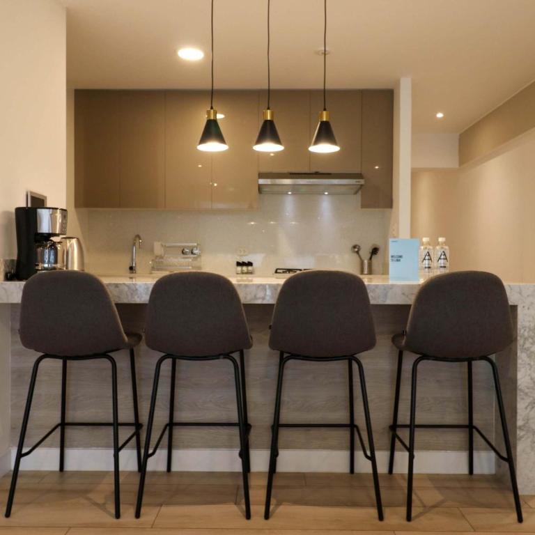 Charming 2BR with Balcony in Miraflores - Apartment - 6