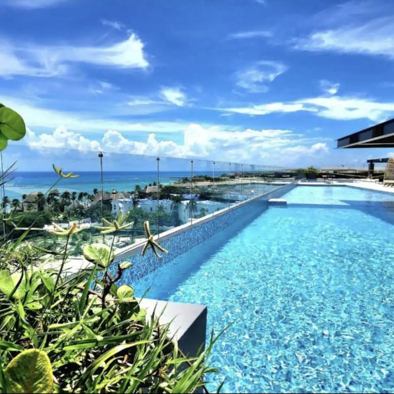 Luxury 1BR condo-Amazing Oceanviews Prime location close to beach - One-Bedroom Apartment with Sea View and Terrace - 3