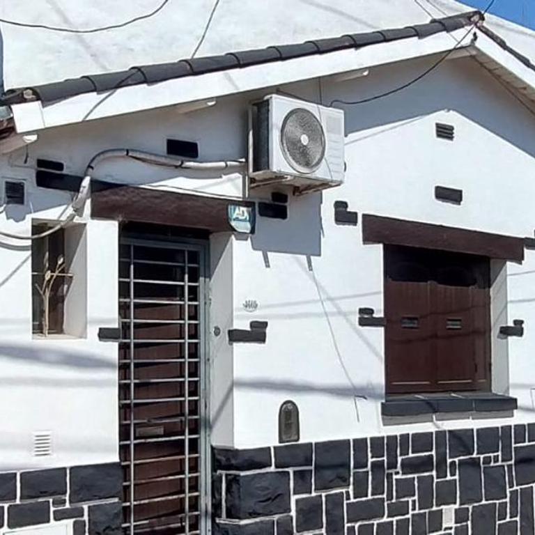Tucuman 4608 - Two-Bedroom House - 11