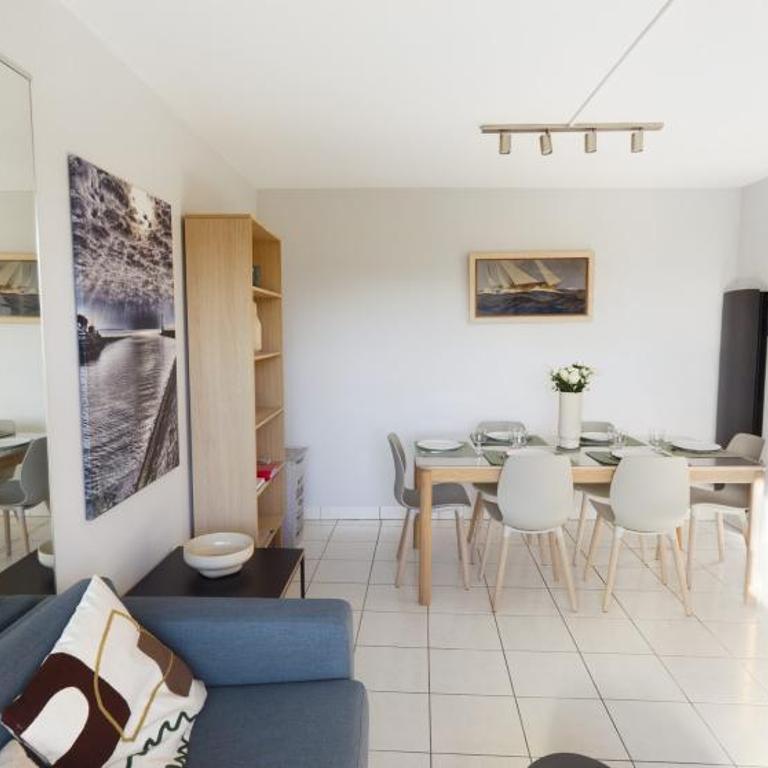 Duplex terrasse place du Marché - Appartement 2 Chambres - 5