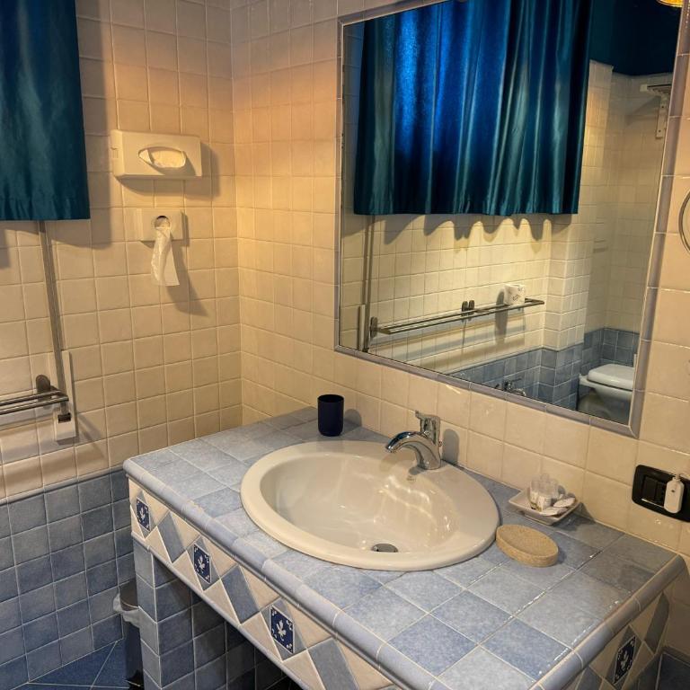 Bracco Rooms & Suites - Centro storico di Matera - Suite Deluxe con Vasca Idromassaggio - 17