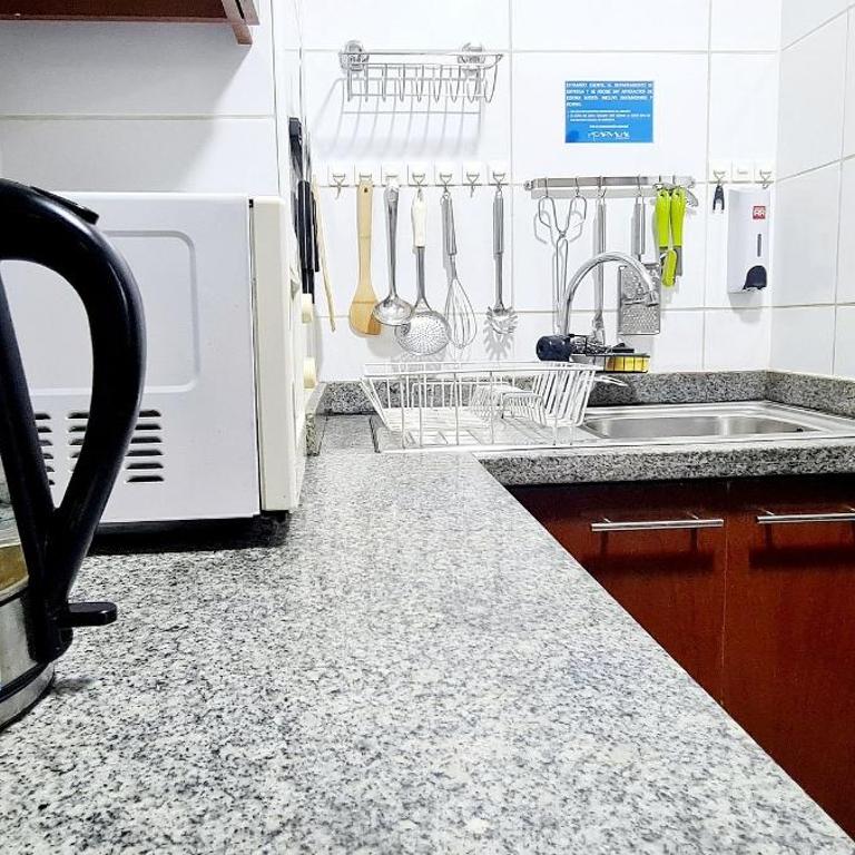 Comodidad total en el centro: Deptos 1, 2 y 3 hab. + WiFi y Parking incluidos - Apartamento de 2 dormitorios - 27
