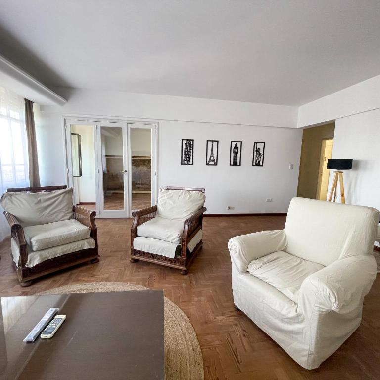 Departamento en el centro by depptö - Three-Bedroom Apartment - 12