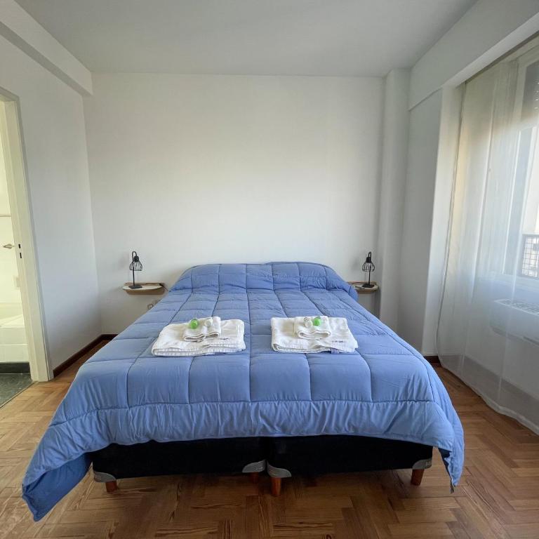 Departamento en el centro by depptö - Three-Bedroom Apartment - 2