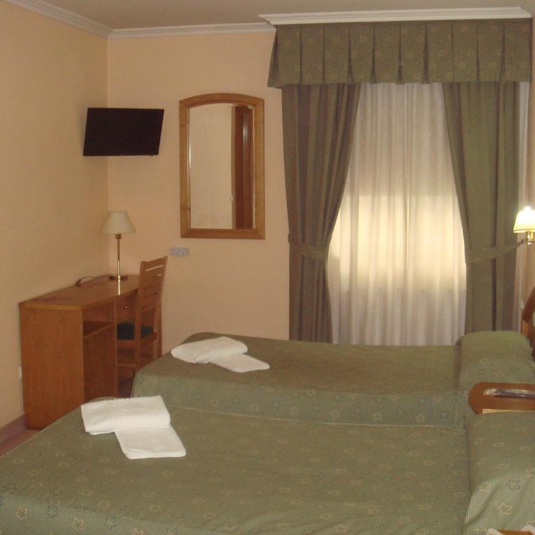 Hotel PAYRO - Standard Twin Room - 7