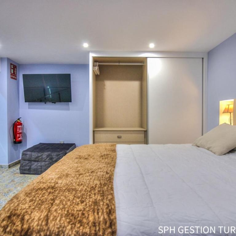 Adri Home centro ciudad con garaje privado - Two-Bedroom Apartment - 34