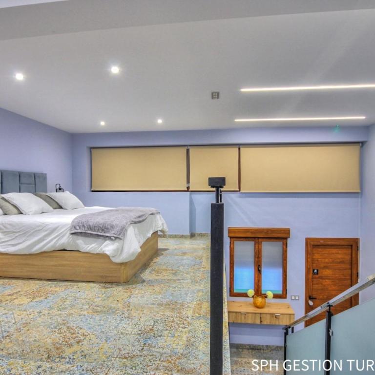 Adri Home centro ciudad con garaje privado - Two-Bedroom Apartment - 25