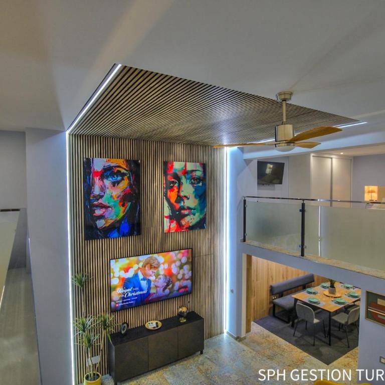 Adri Home centro ciudad con garaje privado - Two-Bedroom Apartment - 3