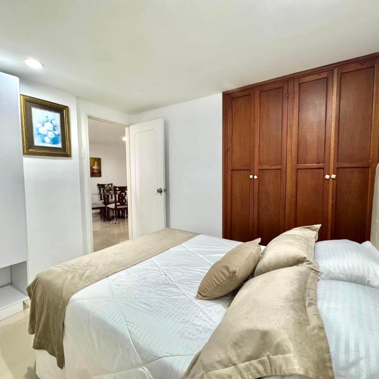 Beautiful Apartment in Cartagena - Two-Bedroom Apartment - 4