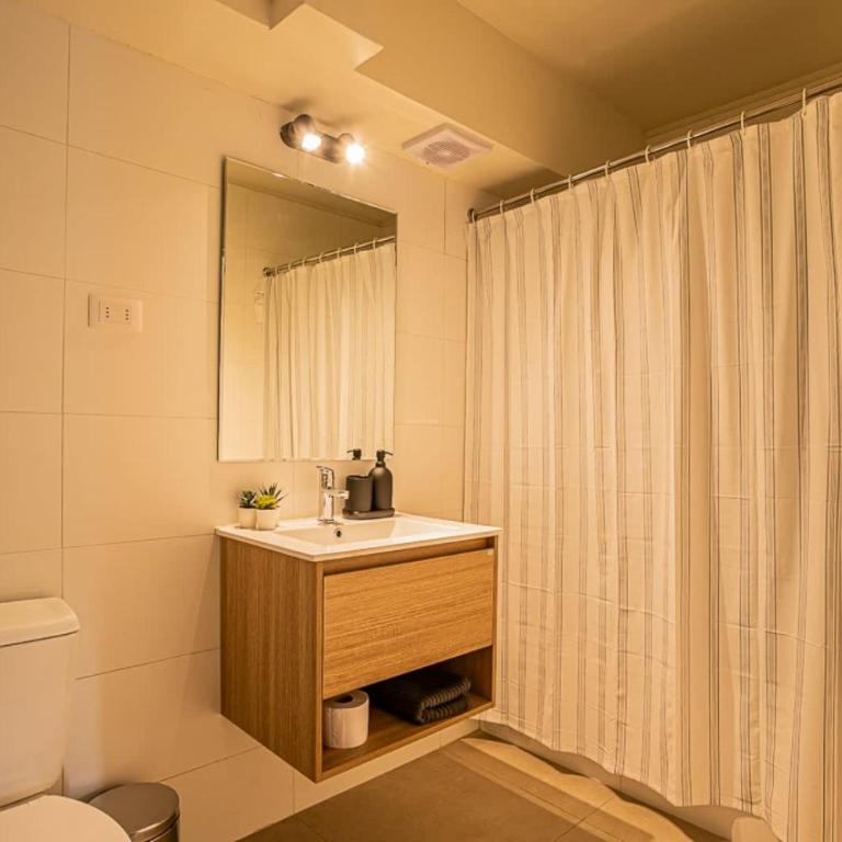 Vive la Elegancia en El Golf Moderno y Comodo - Apartamento - 5