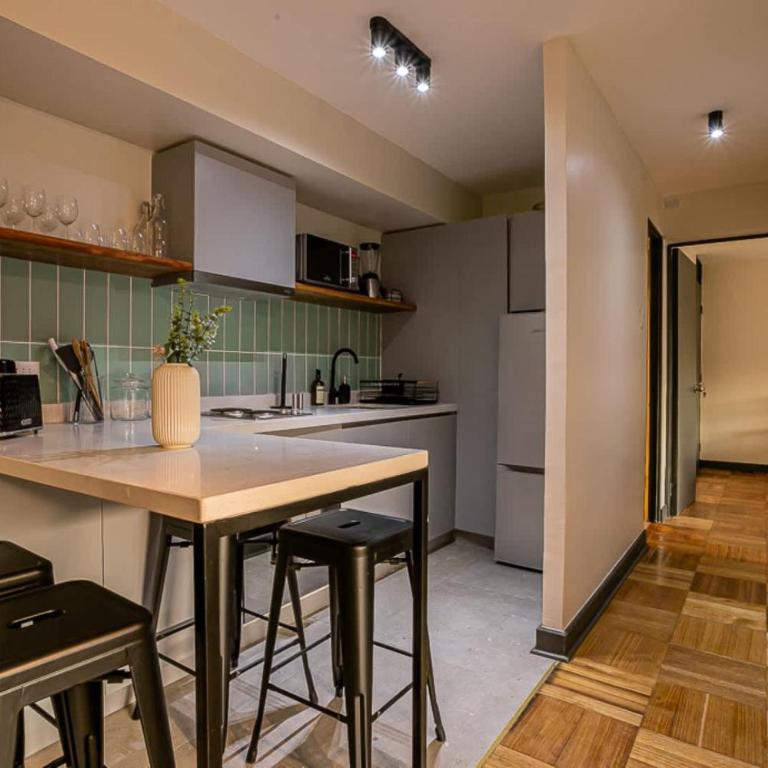 Vive la Elegancia en El Golf Moderno y Comodo - Apartamento - 18