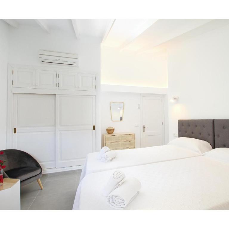 Country Lane Farmhouse Set In Pollenca Hills - Villa de 7 dormitorios - 17