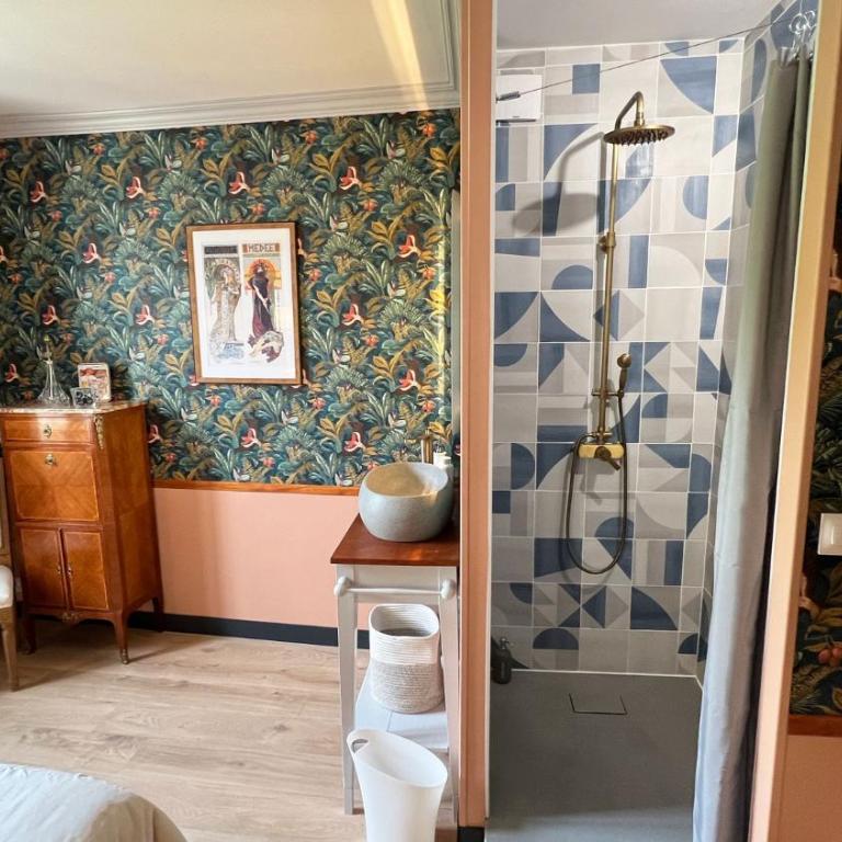 Maison Partagée Avignon Centre - 3 Chambres 3 Salles de Bain Privées - Cuisine Commune - Chambre Double - 2