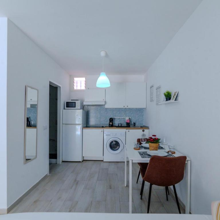 Cómodo y acogedor estudio en tenerife sur - Apartamento de 1 dormitorio - 2