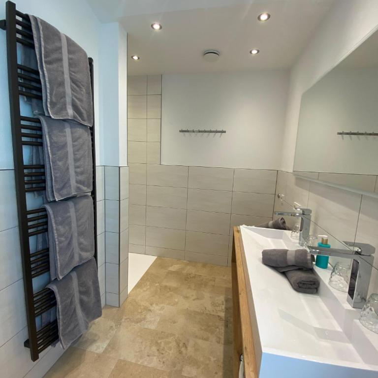 Ferienwohnung Plechau - Apartment mit 2 Schlafzimmern und Bergblick - 54