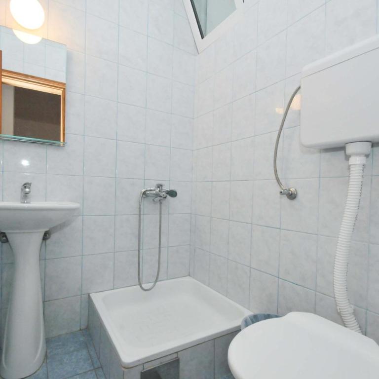 Apartments Milos Kaladjurdjevic - Apartment with Balcony - 6