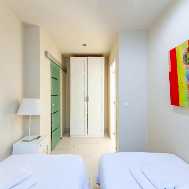 Villas Playa - Apartment with Pool View - 9