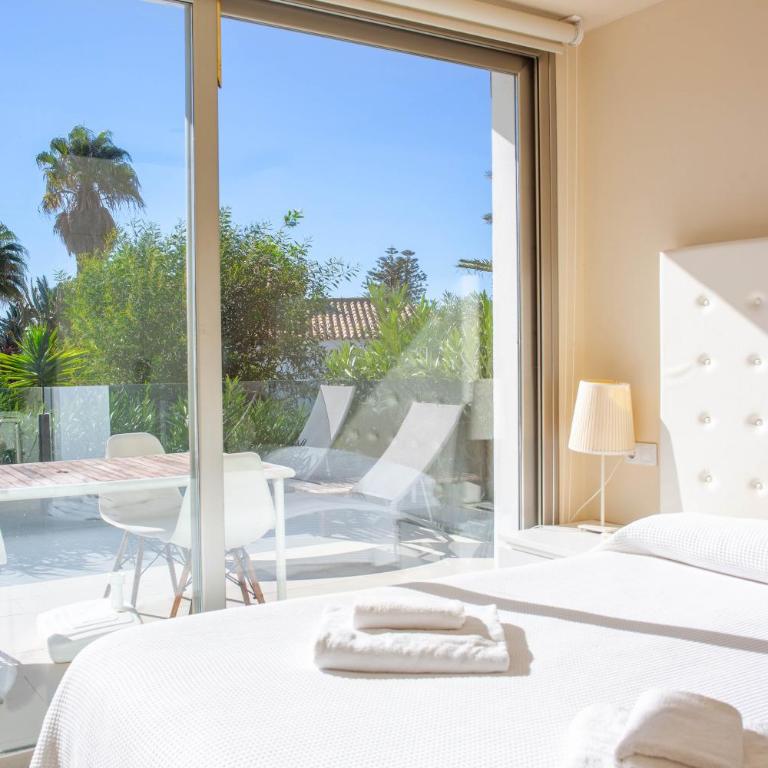 Villas Playa - Apartment with Pool View - 15
