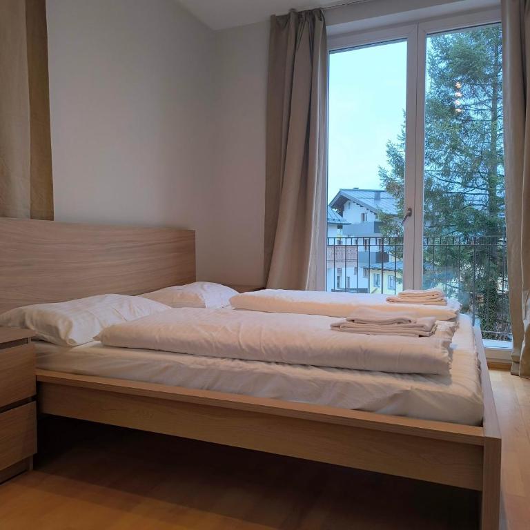 Four Seasons Getaway - Klassisches Apartment mit 1 Schlafzimmer und Kingsize-Bett - 4