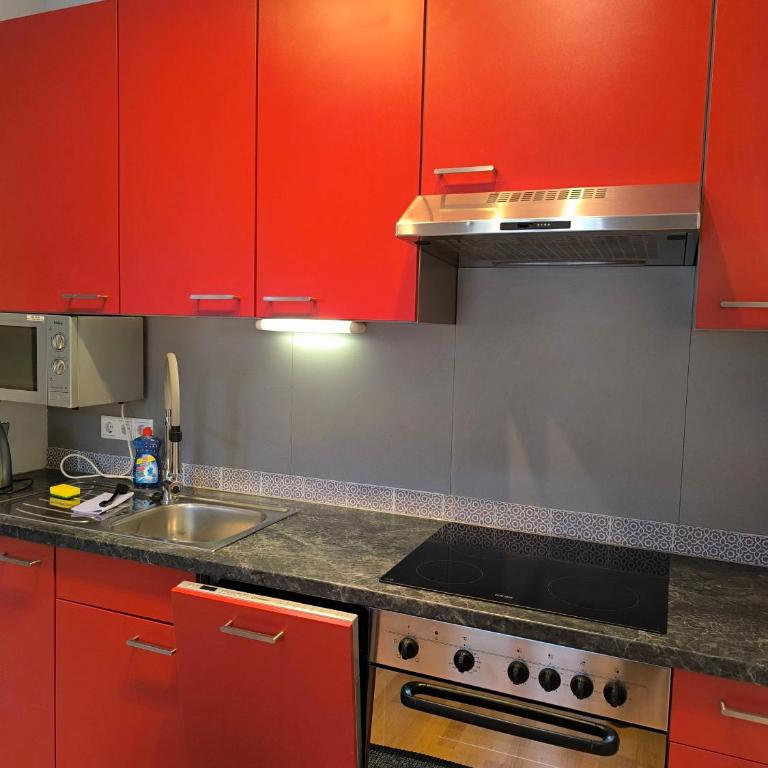 Four Seasons Getaway - Klassisches Apartment mit 1 Schlafzimmer und Kingsize-Bett - 9