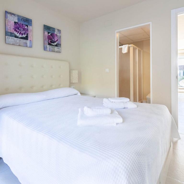 Villas Playa - Two-Bedroom Apartment with Sea View - 12