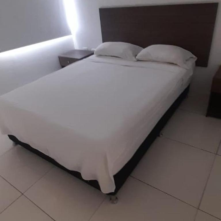 Hotel Hih Brisas de la Sierra - Double Room with Private Bathroom - 1