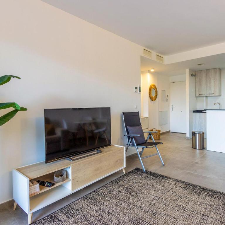 1 Bedroom Lovely Apartment In Denia - Apartamento de 1 dormitorio - 7