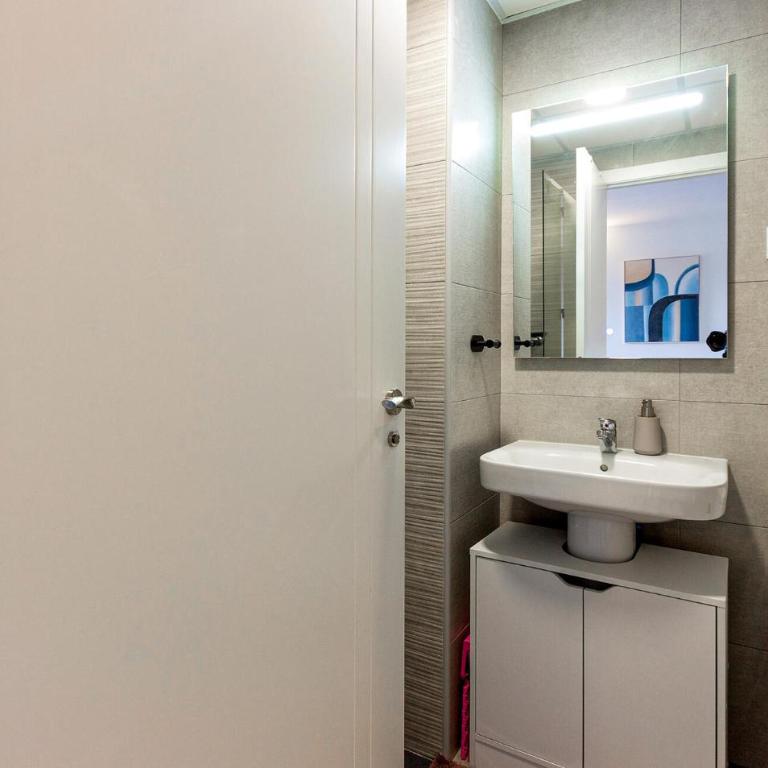 1 Bedroom Lovely Apartment In Denia - Apartamento de 1 dormitorio - 11