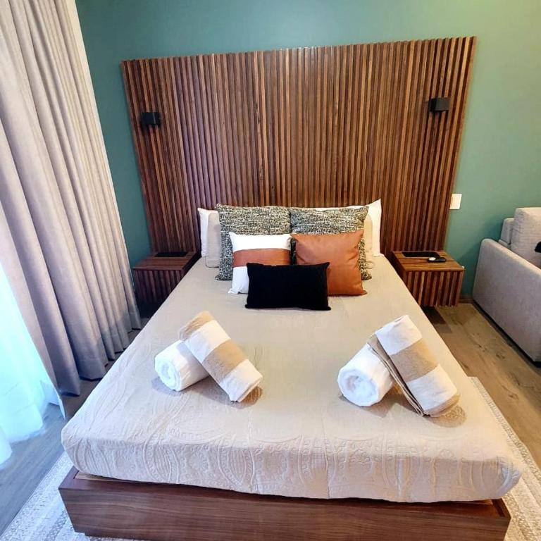 Modern Playacar Condo with Poolside Views & Nature - Apartamento de 1 dormitorio - 2