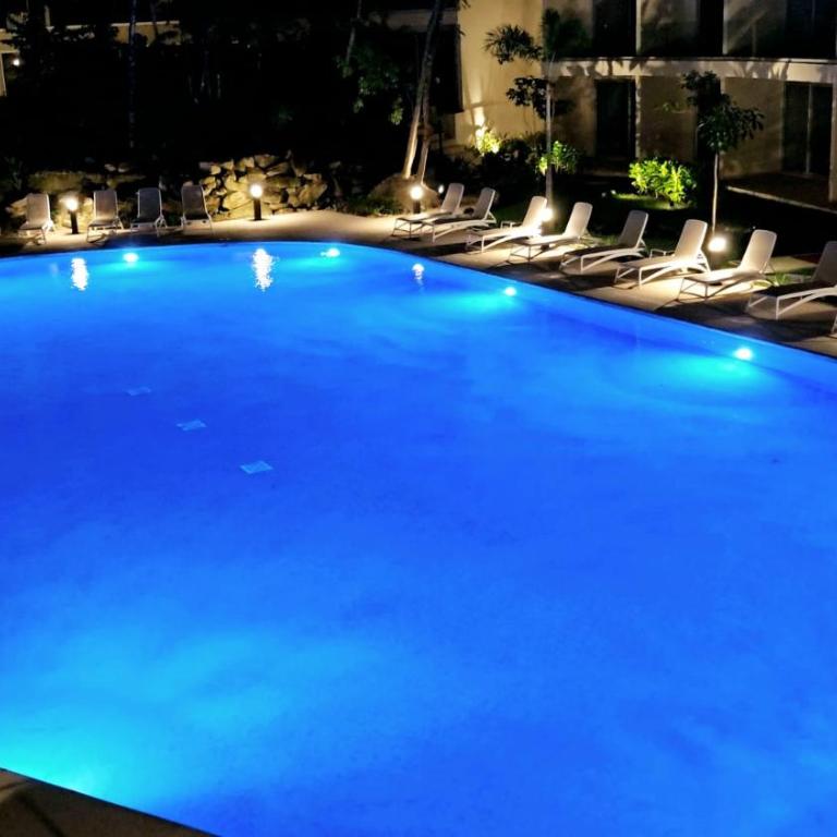 Modern Playacar Condo with Poolside Views & Nature - Apartamento de 1 dormitorio - 13