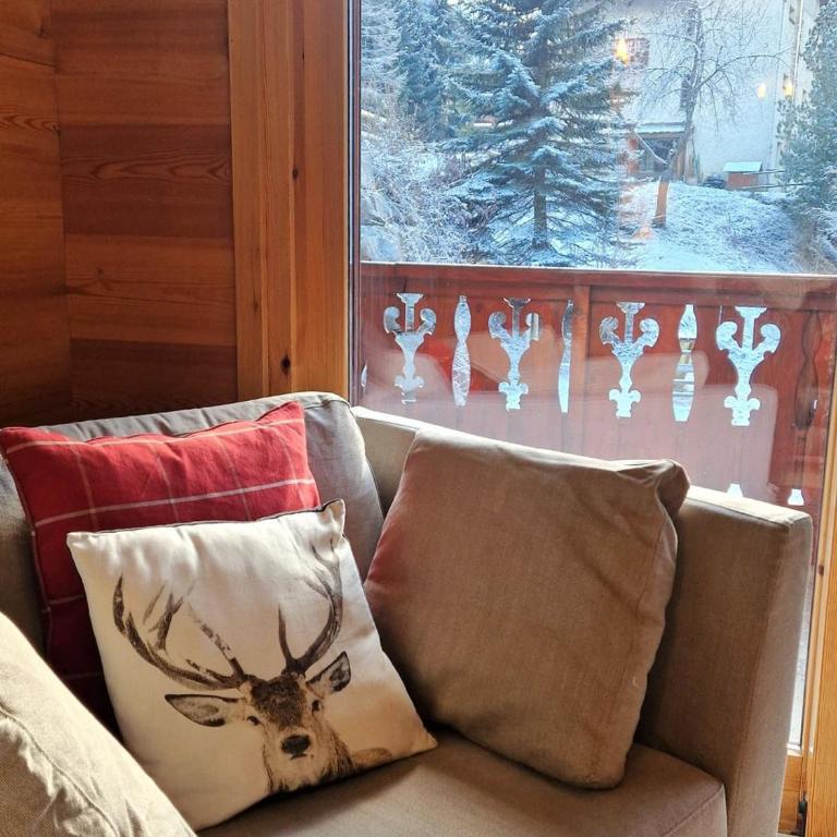 Chalet d'exception: 5 chambres, 14 pers, proche pistes, WiFi, cheminée - FR-1-265-370 - Chalet - 16