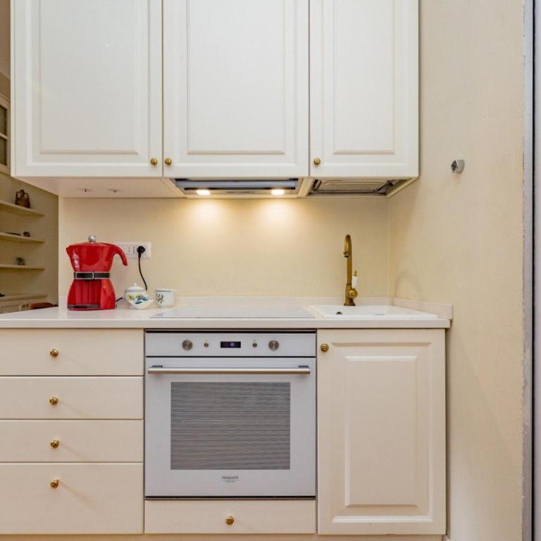 Charme Loft - 5 min Duomo - One-Bedroom Apartment - 3