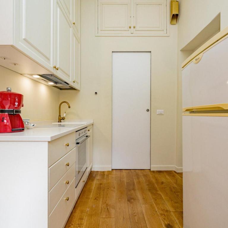 Charme Loft - 5 min Duomo - One-Bedroom Apartment - 9