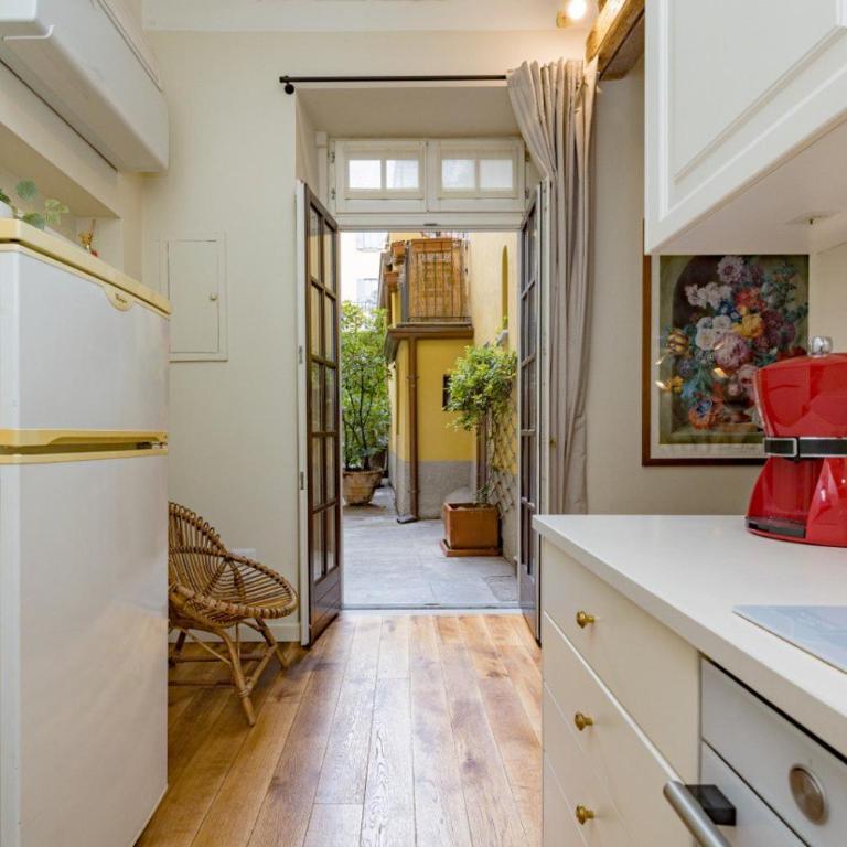 Charme Loft - 5 min Duomo - One-Bedroom Apartment - 13