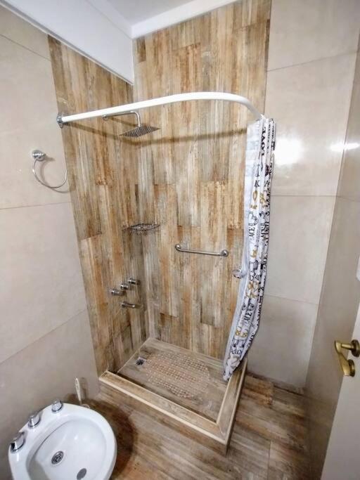 departamento un ambiente, excelente ubicación zona Güemes - Apartamento de 1 dormitorio - 12