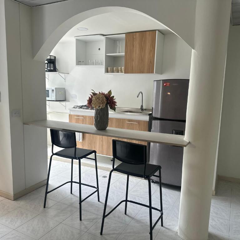 Apto en San Fernando Cali - Two-Bedroom Apartment - 2