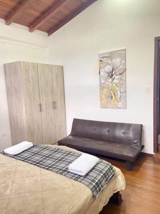 Penthouse Mini Departamento La Pradera - One-Bedroom Apartment - 15