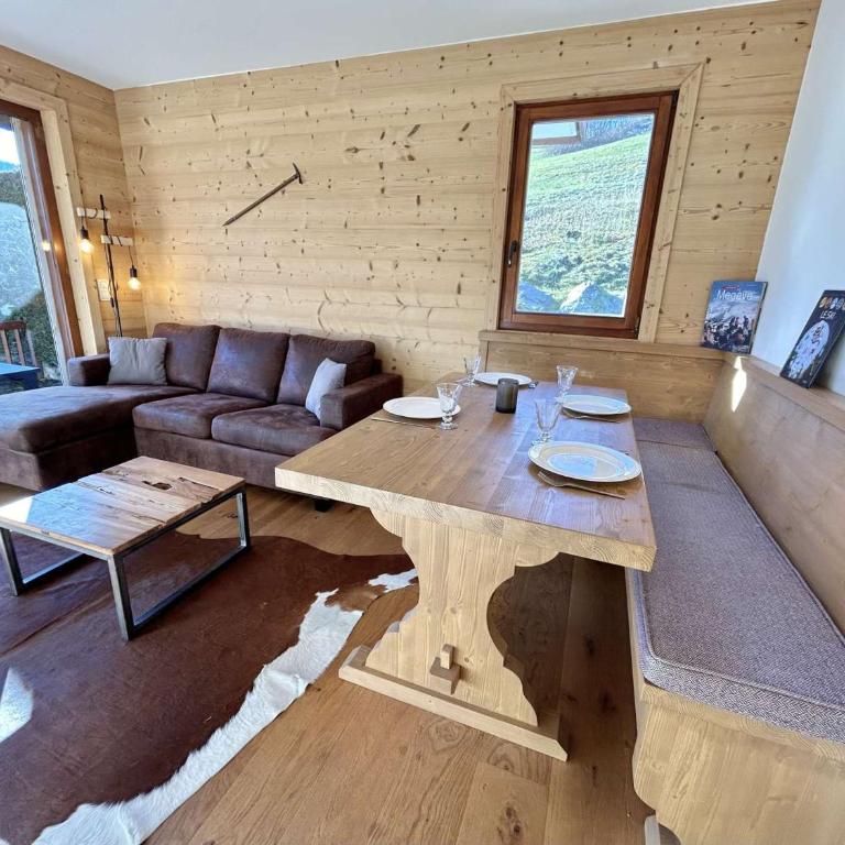 Appartement 2 pièces avec cabine, terrasse sud, proche télécabine Jaillet, parking, Wi-Fi - FR-1-597-184 - Appartement - 3