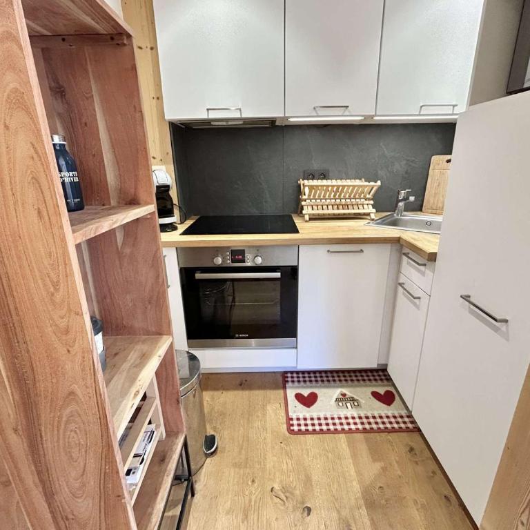 Appartement 2 pièces avec cabine, terrasse sud, proche télécabine Jaillet, parking, Wi-Fi - FR-1-597-184 - Appartement - 7