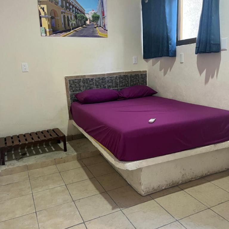 Hotel Perla Mazatlan - Double Room with Private Bathroom - 1