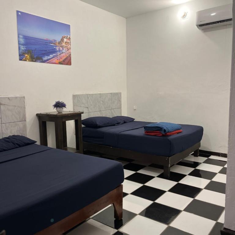 Hotel Perla Mazatlan - Classic Quadruple Room - 4