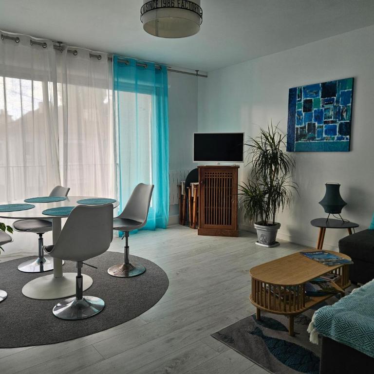 LA BAULOISE - One-Bedroom Apartment - 1
